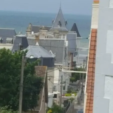 Alapause Ferienhaus *